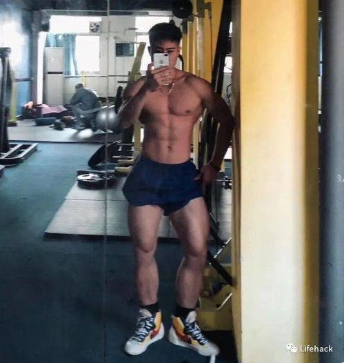 如何练站姿成人男士视频,男士提升气质与自信的必看教程